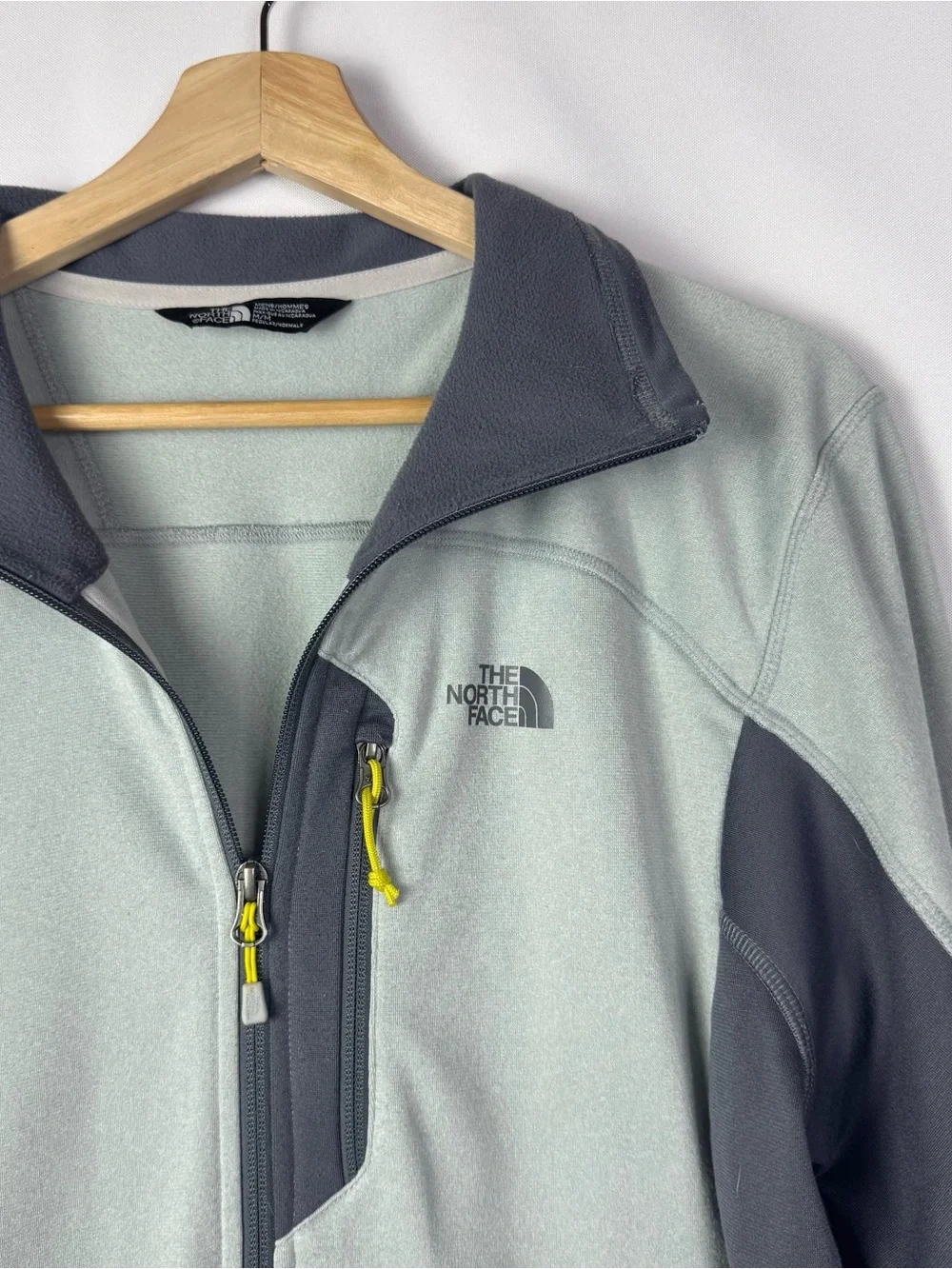 The North Face Gray Cinder Tenacious Full Zip Lightweight Jacket M
